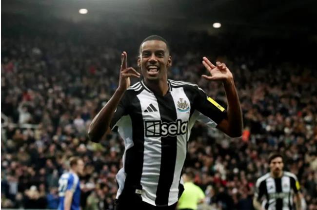 Newcastle ra gia cuc khung cho Alexander Isak.