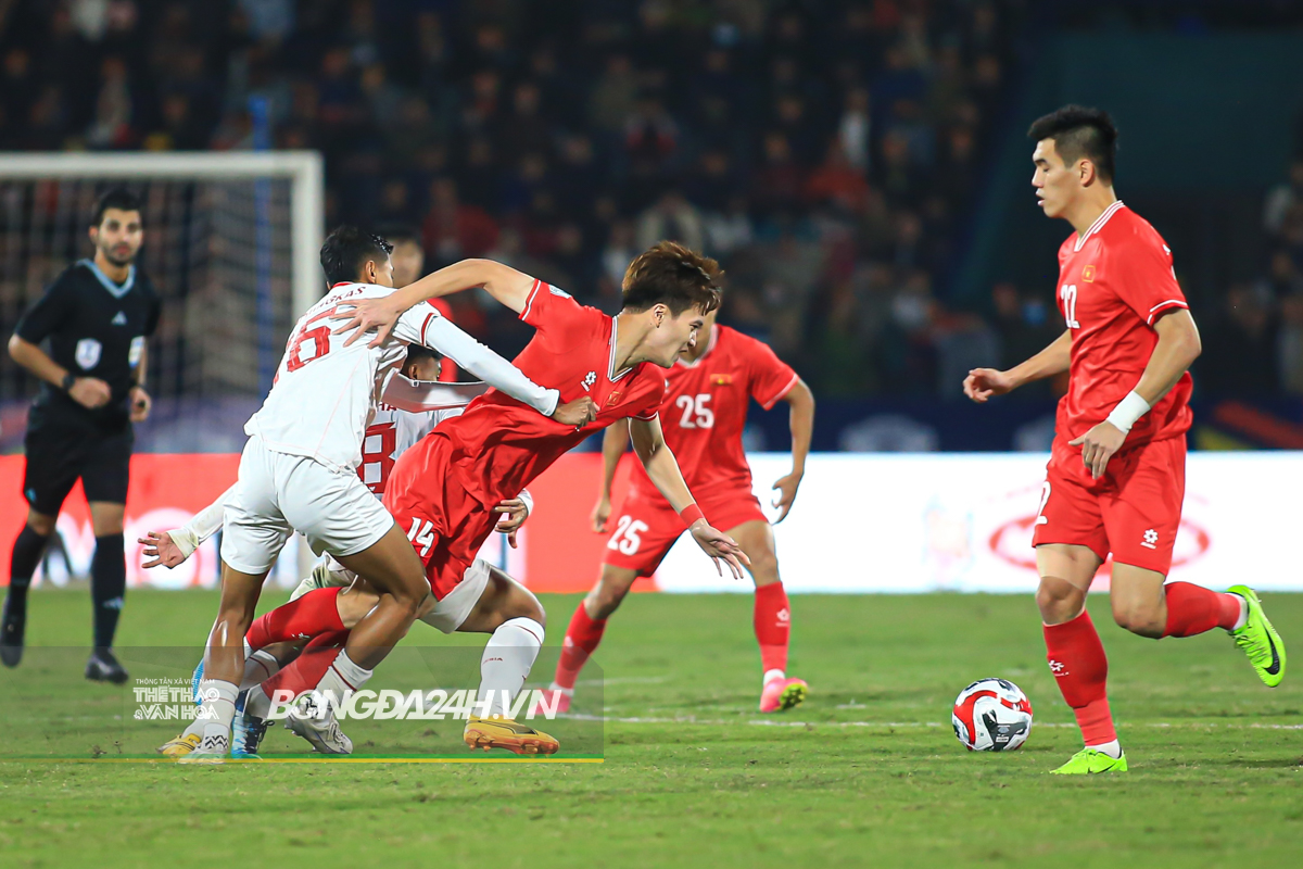 Hoang duc dT Viet Nam vs Indonesia 15/12