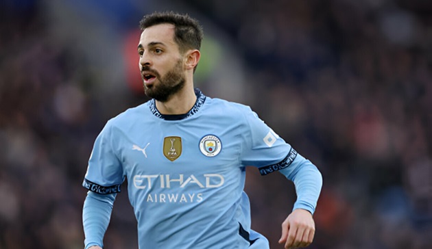 Bernardo Silva khong tin Man City con co hoi vo dich NHA mua nay.